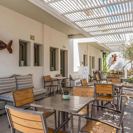 Aris Boutique Hotel 3*