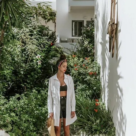 Отель Aris Boutique 3*